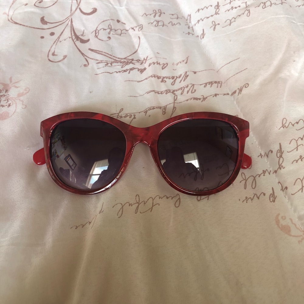 Foster Grant Red sunglasses
